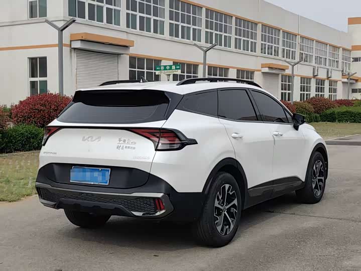 Kia Sportage 2023 2023款 1.5T 两驱尊贵版