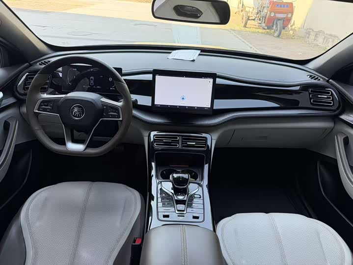 Фото 8 - BYD Qin Plus