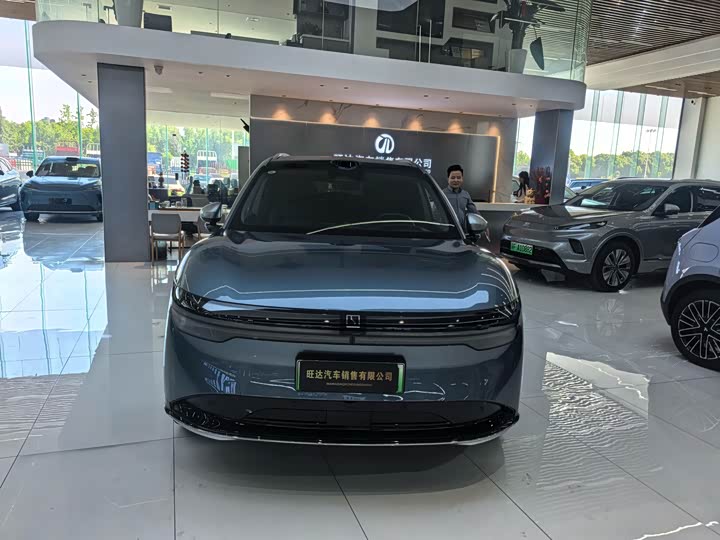 Zeekr 7X 2025 2025款 75kWh 后驱智驾版