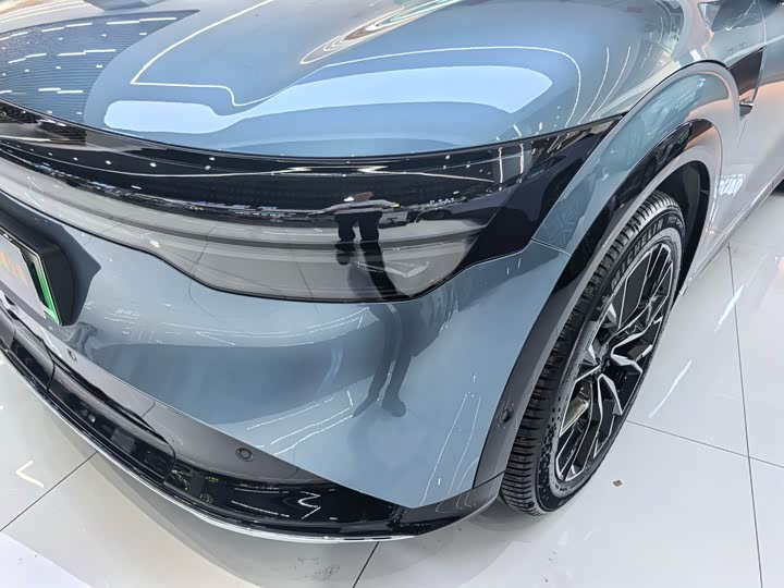 Zeekr 7X 2025 2025款 75kWh 后驱智驾版