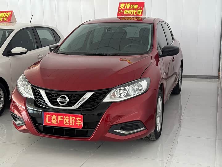 Фото 1 - Nissan Tiida
