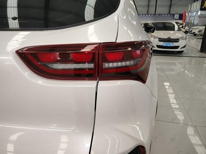 Jetour X70S 2022 2022款 1.5T 手动芳华版 5座