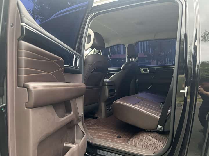 Foton Mars 2023 2023款 火星7 2.0T柴油手动四驱长轴豪华型