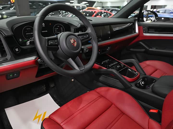 Porsche Cayenne 2025 2025款 Cayenne 3.0T 逐梦版