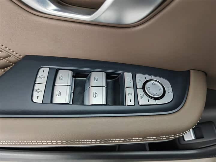 Фото 9 - BYD Han