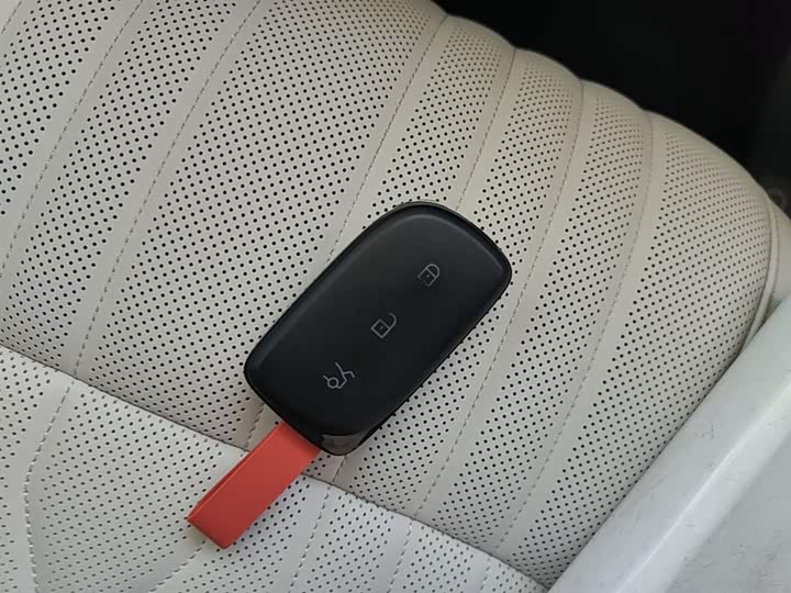 Lynk & Co 08 EM-P Hybrid 2026 2026款 210四驱性能Ultra H7