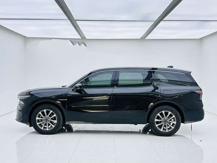 Фото 4 - Ford Edge