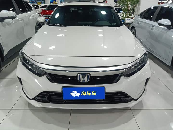 Photo 2 - Honda Inspire