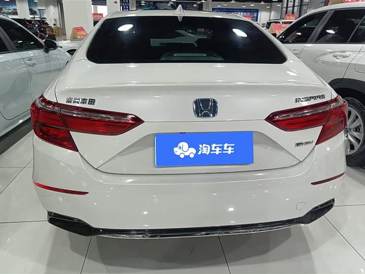 Photo 4 - Honda Inspire