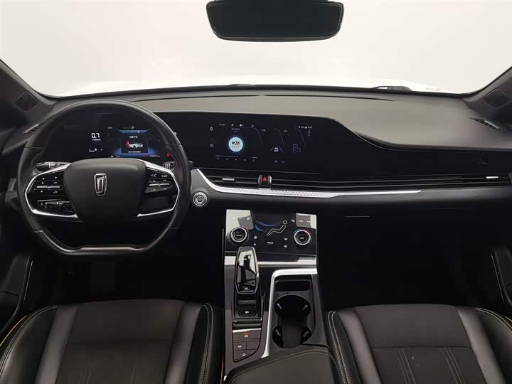 2022 Bestune B70S