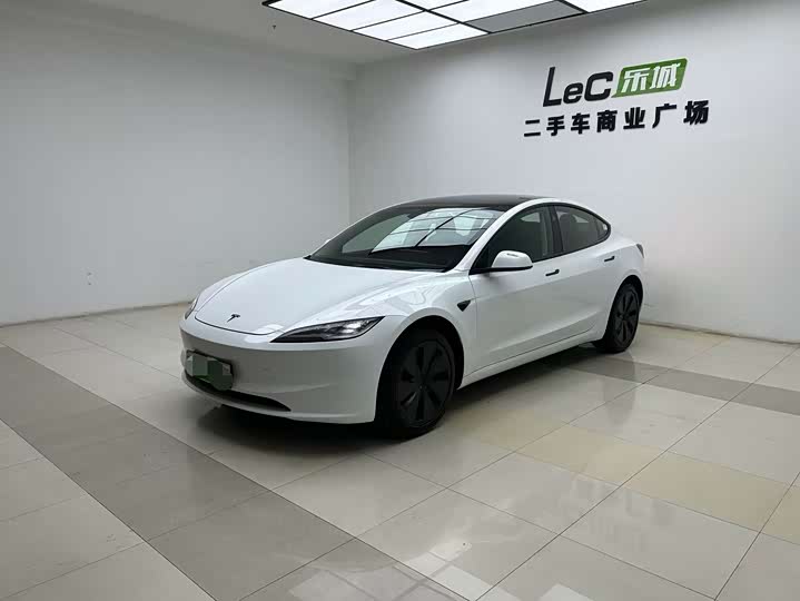 Tesla Model 3 2025 2025款 后轮驱动版