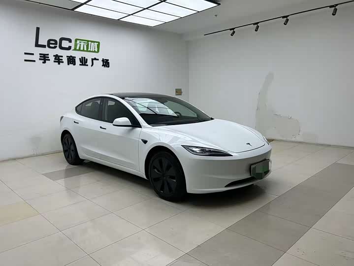Tesla Model 3 2025 2025款 后轮驱动版