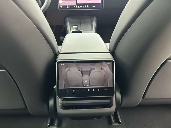 Tesla Model 3 2025 2025款 后轮驱动版