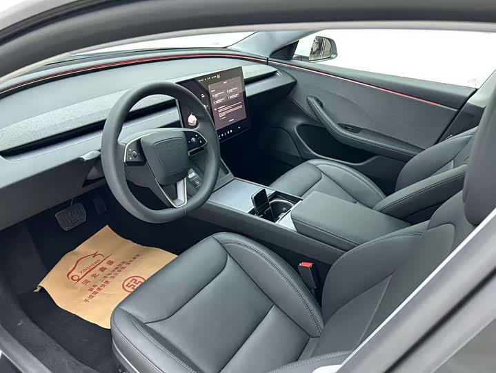 Tesla Model 3 2025 2025款 后轮驱动版