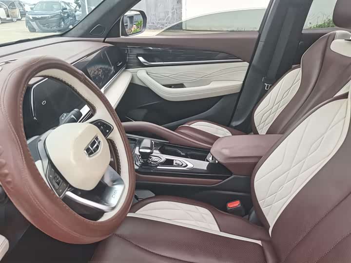 Zdjęcie 6 - Geely Monjaro