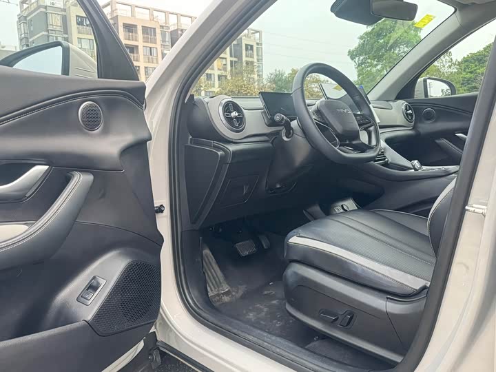 BYD Sea Lion 05 DM-i Hybrid 2025 2025款 DM-i 智驾版 115KM尊荣型