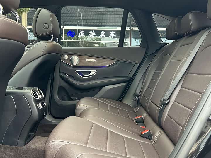 Фото 8 - Mercedes-Benz GLC-Class