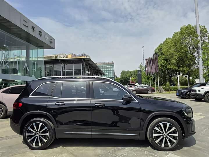 Zdjęcie 5 - Mercedes-Benz GLB-Class