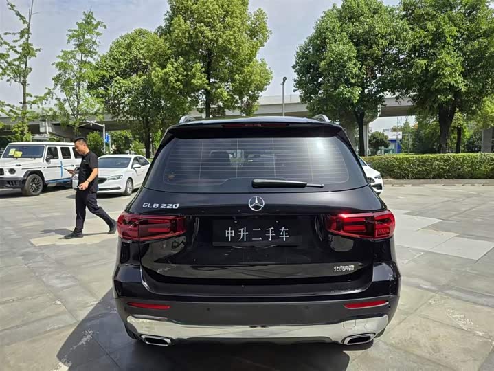 Zdjęcie 9 - Mercedes-Benz GLB-Class