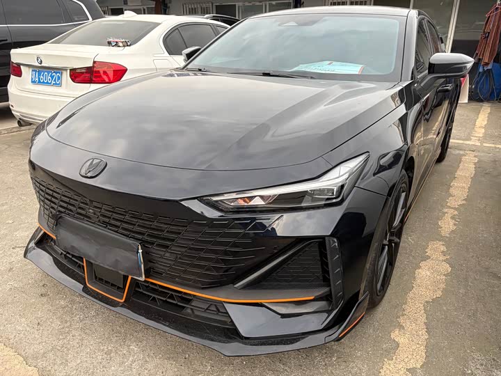 Zdjęcie 1 - Changan UNI-V