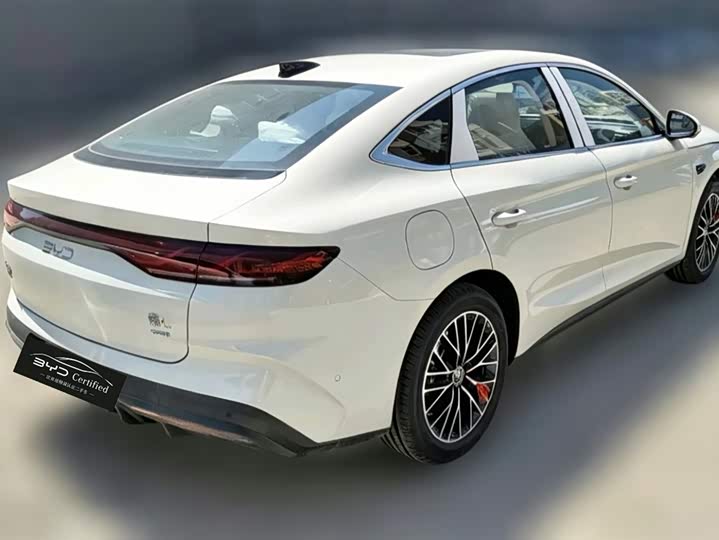 2026 BYD Qin L