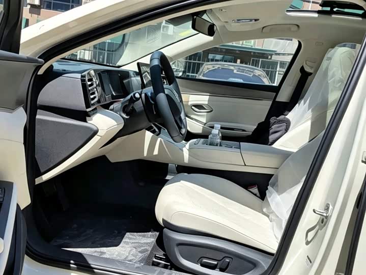 2026 BYD Qin L