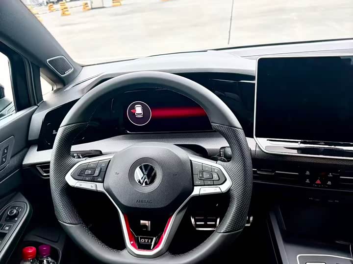Volkswagen Golf GTI 2026 2026款 380TSI DSG GTI