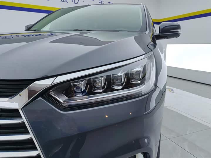 BYD Song 2021 2021款 经典版 1.5T 手动豪华型