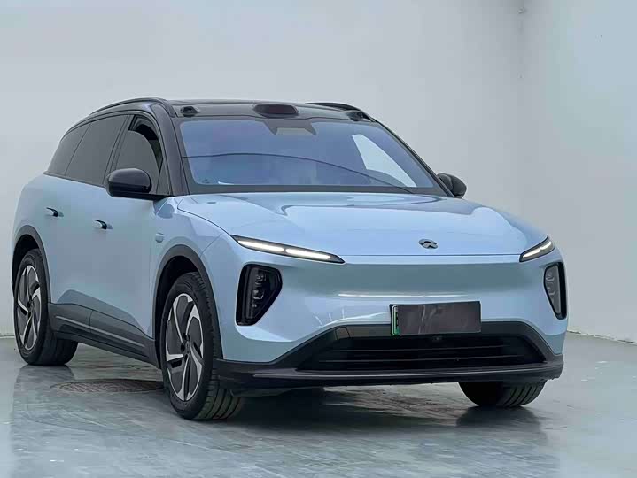 Фото 3 - Nio ES6