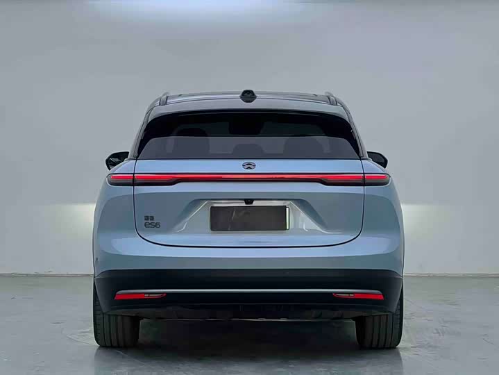 Фото 8 - Nio ES6