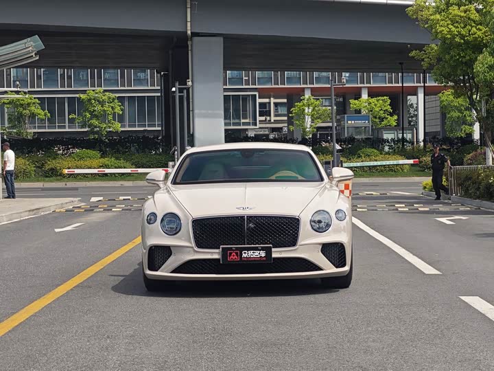 2024 Bentley Continental GT