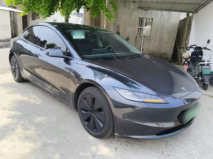 Tesla Model 3 2025 2025款 后轮驱动版