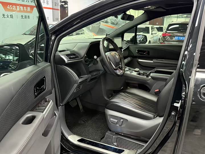 Toyota Sienna 2024 2024款 2.5L混动 舒适版