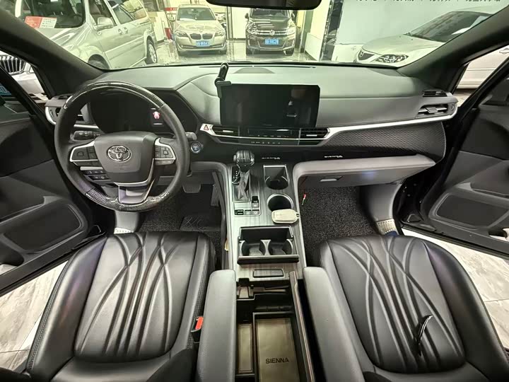 Toyota Sienna 2024 2024款 2.5L混动 舒适版