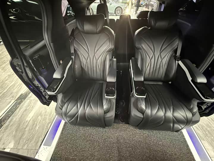 Toyota Sienna 2024 2024款 2.5L混动 舒适版