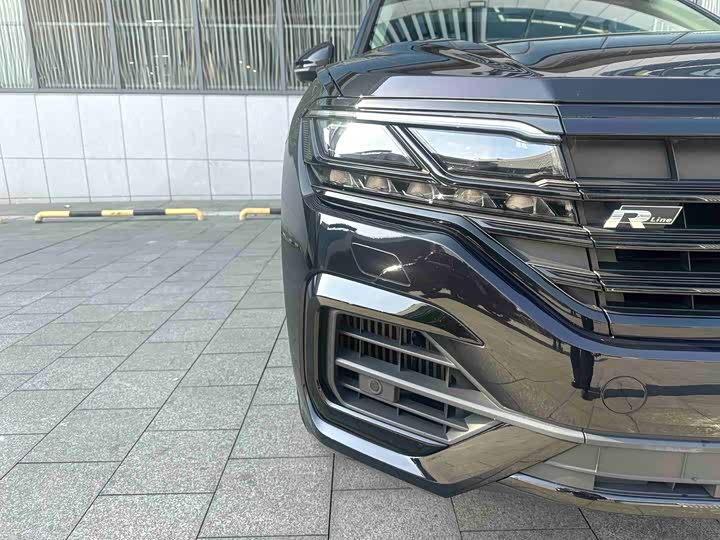 Photo 4 - Volkswagen Touareg