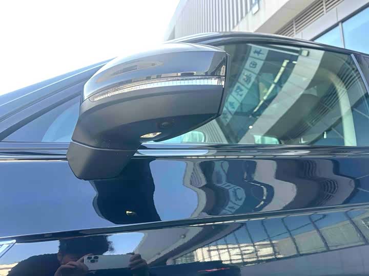 Photo 5 - Volkswagen Touareg
