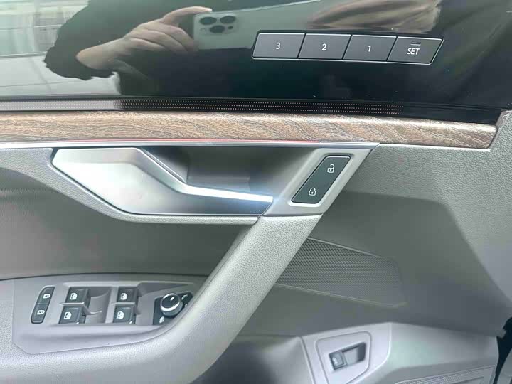 Photo 6 - Volkswagen Touareg