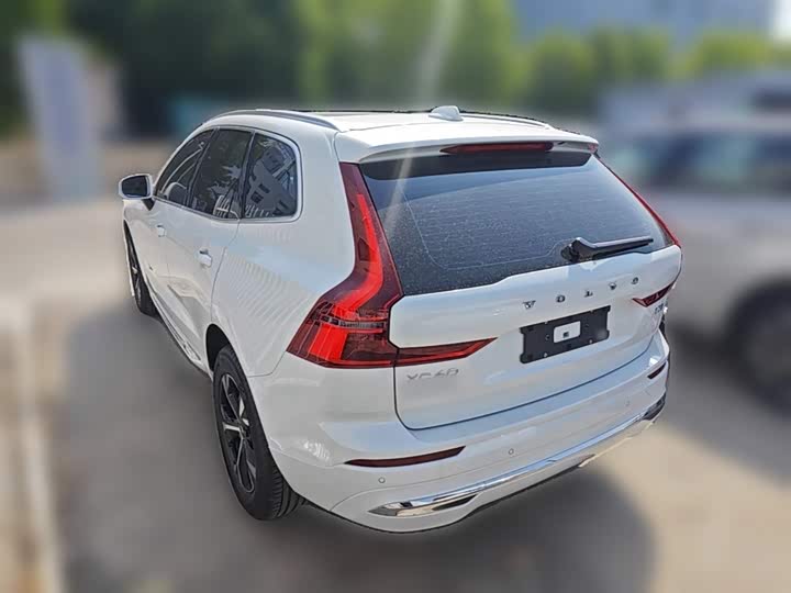 Volvo XC60 2026 2026款 B5 四驱智逸豪华版
