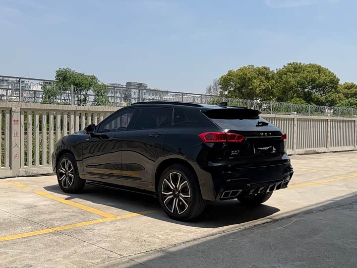 Wey VV7 Hybrid 2020 2020款 PHEV 2.0T 旗舰型