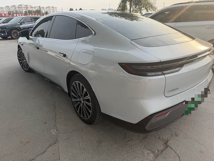 Photo 4 - Geely Galaxy Starshine 8 EM-i
