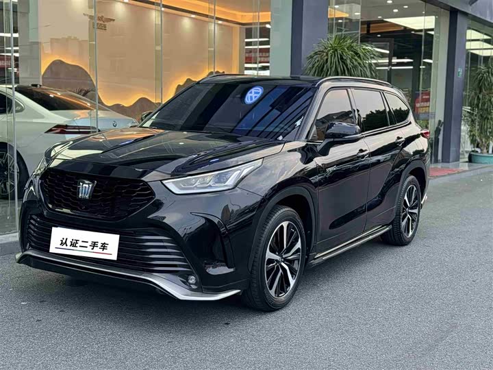 صورة 1 - Toyota Crown Kluger