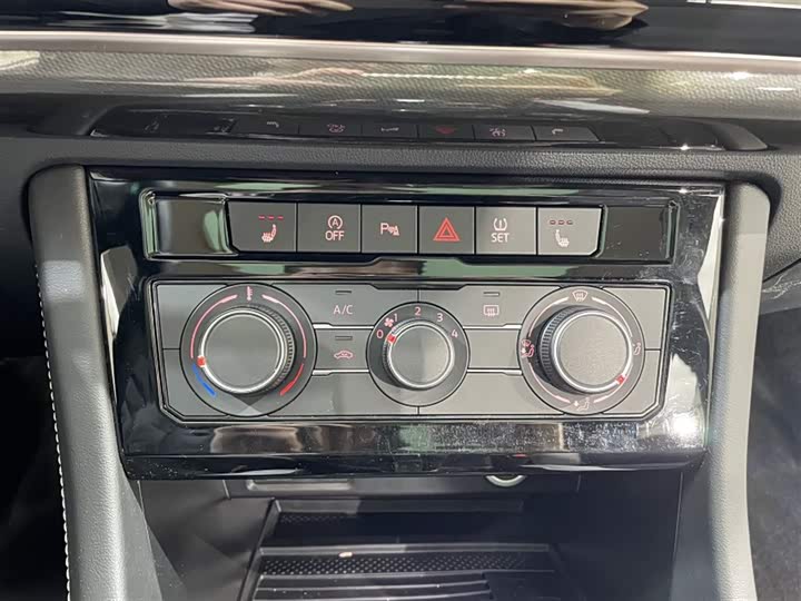 Jetta VS7 2023 2023款 280TSI 自动高光悦享版