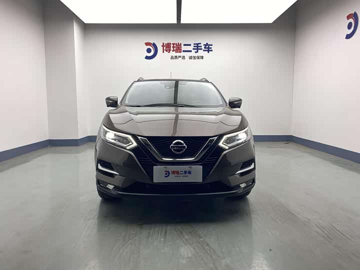 Фото 2 - Nissan Qashqai