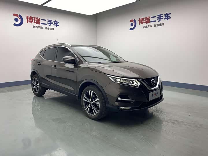 Фото 4 - Nissan Qashqai