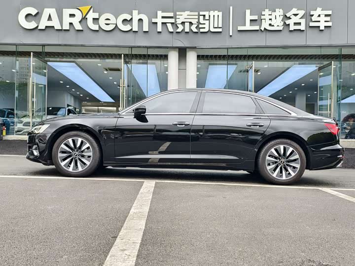 Фото 2 - Audi A6L