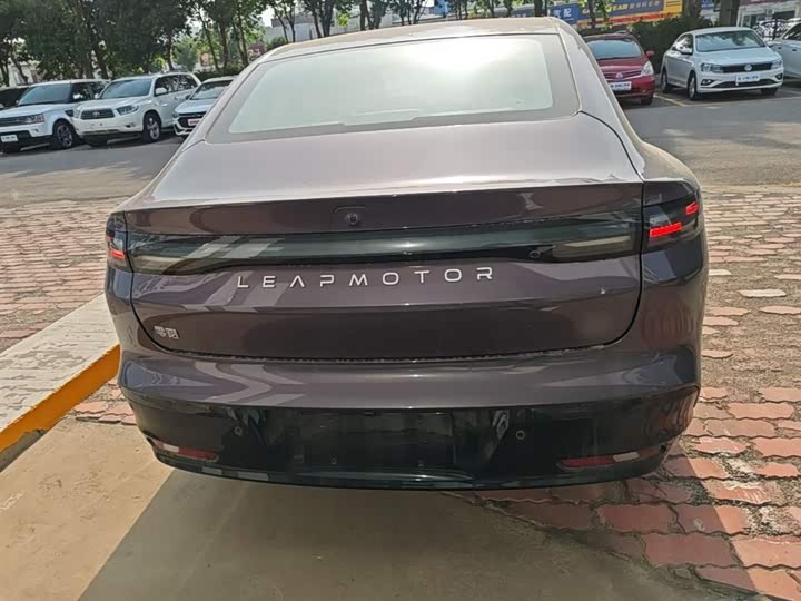 Leapmotor B01 2025 2025款 430舒享版