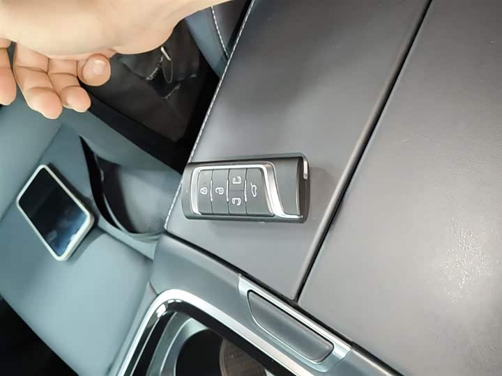 GAC Trumpchi M8 2021 2021款 大师系列 390T 至尊版