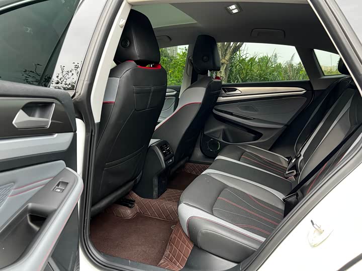 Volkswagen Lamando L 2024 2024款 凌渡L 280TSI DSG炫辣版
