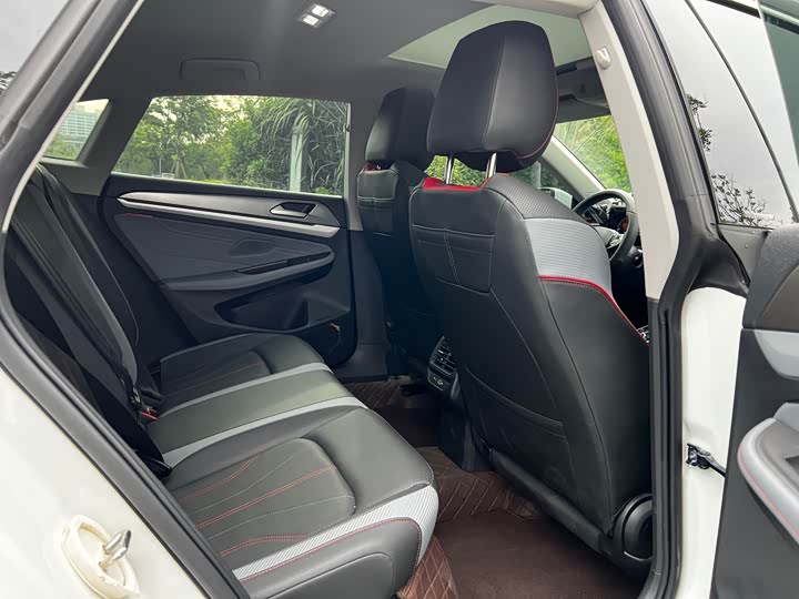Volkswagen Lamando L 2024 2024款 凌渡L 280TSI DSG炫辣版